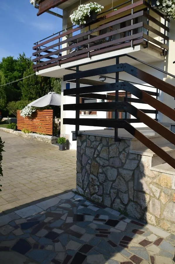 Nela Apartment Krsan