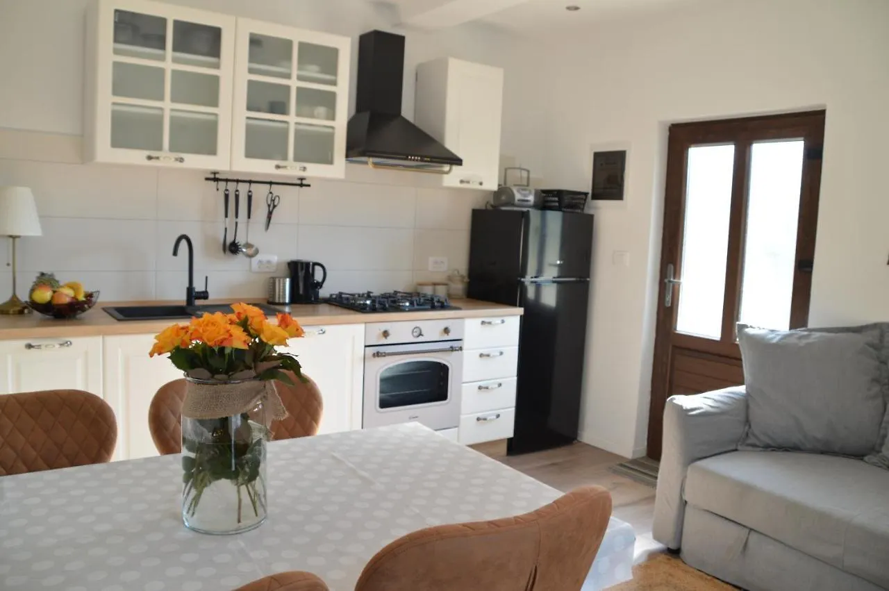 Apartament Nela Kršan
